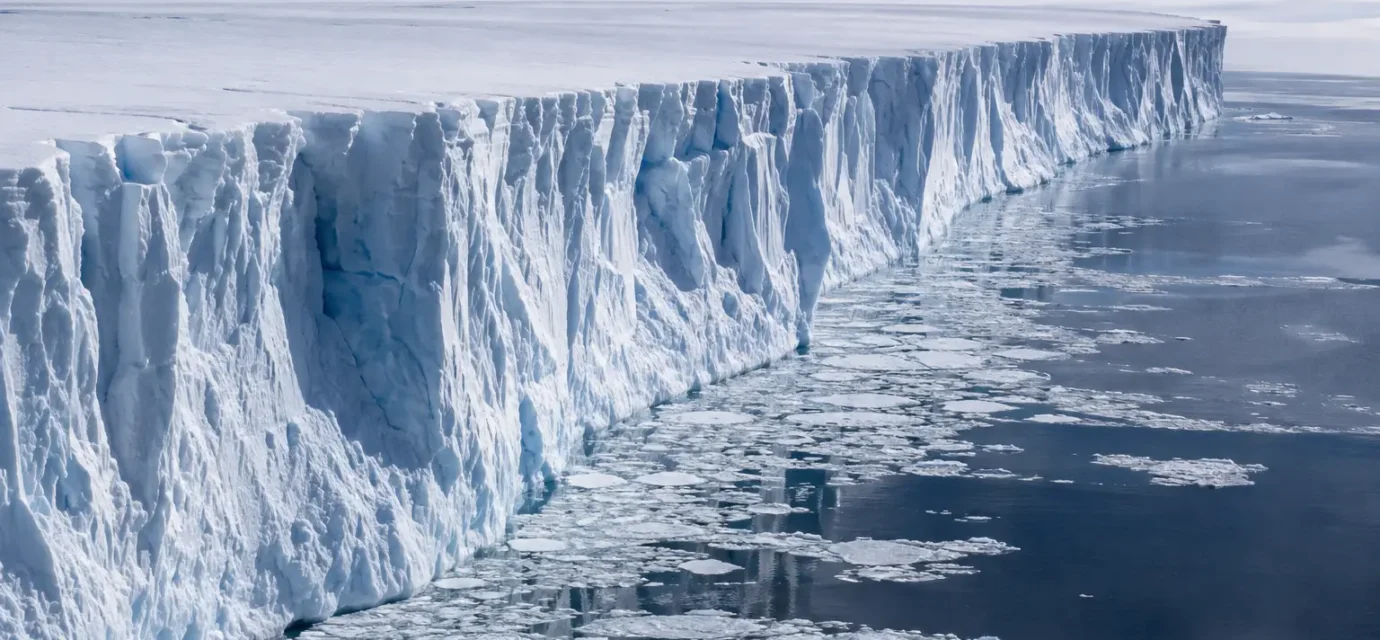 Beyond the Ice Wall : Antarctica